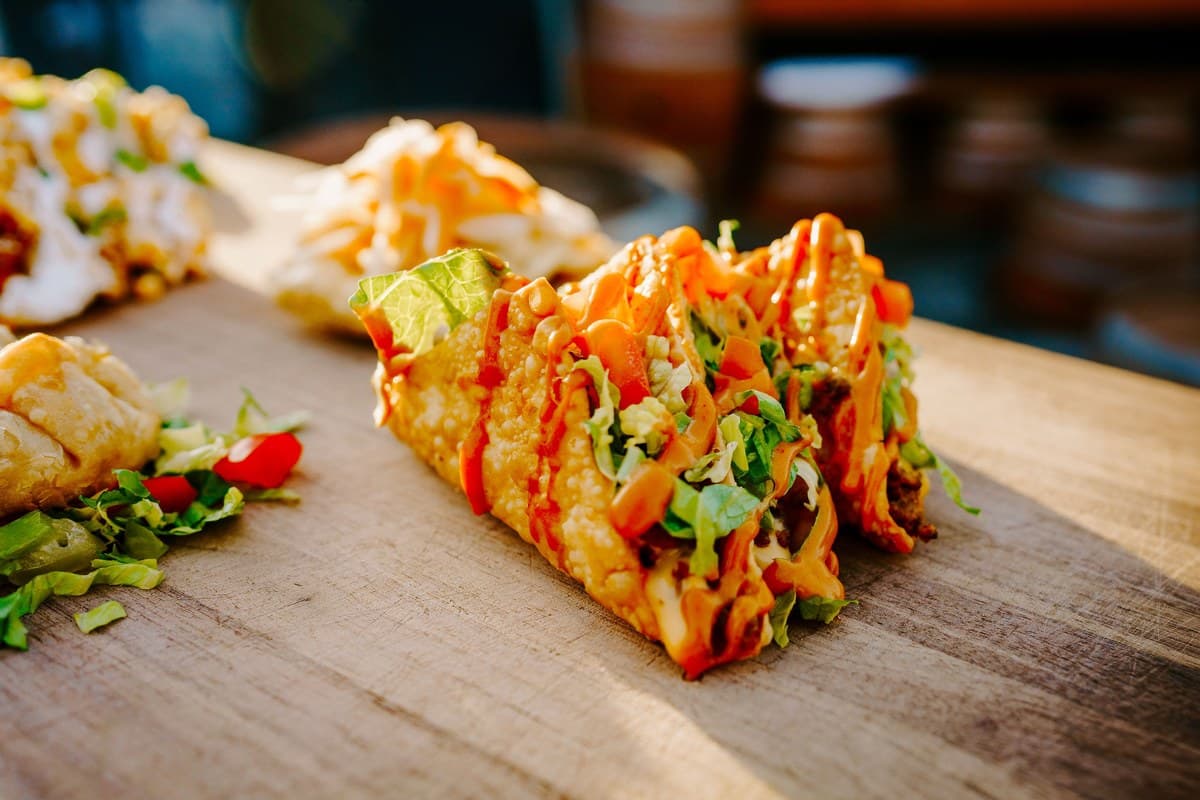 Cheeseburger Wonton Tacos - Potluck Food Truck Reno
